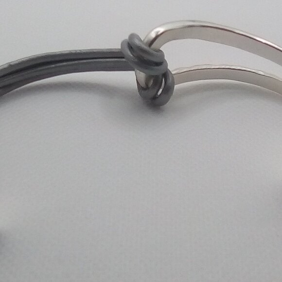 Silver Metal & Rope Bracelet Wrist Bangle with Magnetic Closing - Picture 4 of 4